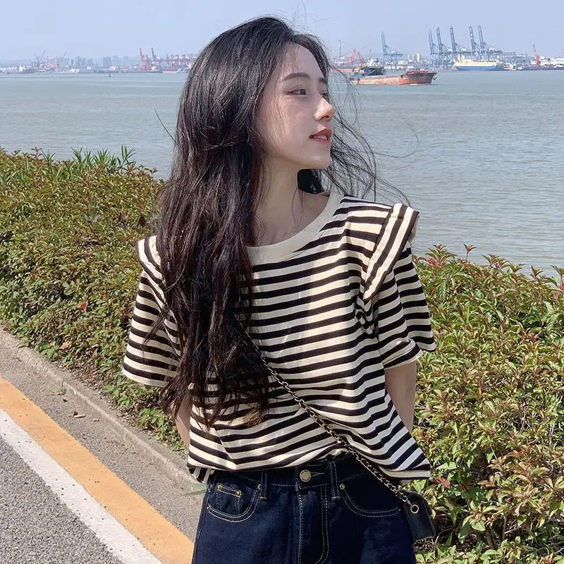 harajuku Vintage stripe Women's T-Shirts pure cotton Short Sleeve black y2k Tops Casual loose Street Clothing Women Summer Tees
harajuku Vintage stripe Women's T-Shirts pure cotton Short Sleeve black y2k Tops Casual loose Street Clothing Women Summer Tees