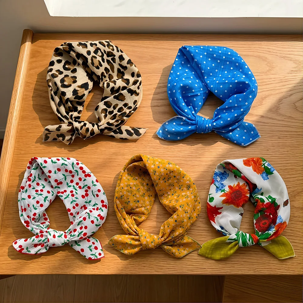 55cm Cotton Linen Square Scarf Summer Polka Dot Neck scarf Handkerchief for Women Chic Headband Decorative Floral Hair Scarf
55cm Cotton Linen Square Scarf Summer Polka Dot Neck scarf Handkerchief for Women Chic Headband Decorative Floral Hair Scarf
