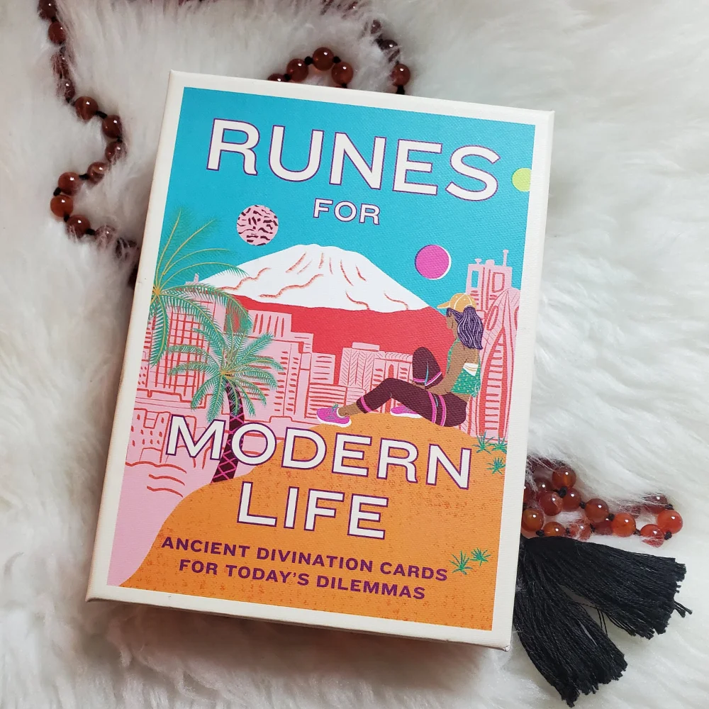 11*6.5cm Runes for Modern Life: Ancient Divination Cards for Today's Dilemmas - 24 Cards
11*6.5cm Runes for Modern Life: Ancient Divination Cards for Today's Dilemmas - 24 Cards
