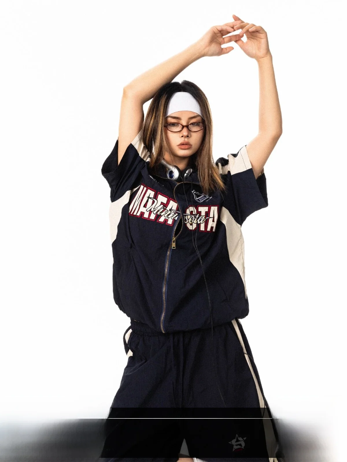 Blackbb Mid-Century Sport Embroidery American Retro Cool Short Sleeve Baseball T-Shirt Set Loose Fit Casual Women's Outfit
Blackbb Mid-Century Sport Embroidery American Retro Cool Short Sleeve Baseball T-Shirt Set Loose Fit Casual Women's Outfit