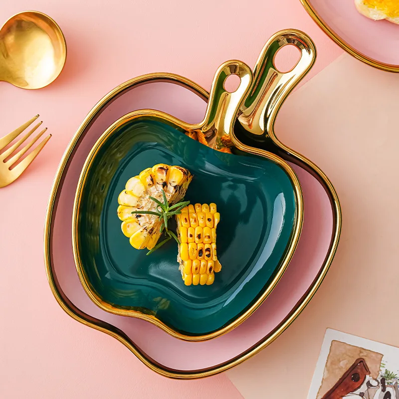 Creative Gold Edged Handle Ceramic Plate, Tableware, Dishes, Dessert Plate, Home Breakfast Plate, Kitchen, Restaurant Utensils
Creative Gold Edged Handle Ceramic Plate, Tableware, Dishes, Dessert Plate, Home Breakfast Plate, Kitchen, Restaurant Utensils