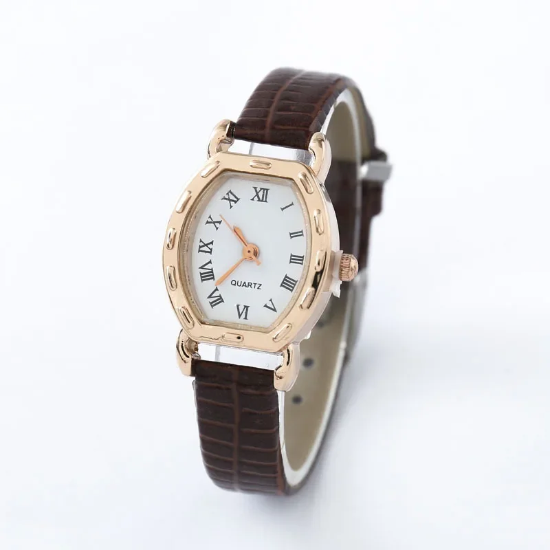 Vintage Simple Women Quartz Watches Clock Retro Fashion Solid Color Faux Leather Thin Band Belt Strap Wrist Watch Gifts New
Vintage Simple Women Quartz Watches Clock Retro Fashion Solid Color Faux Leather Thin Band Belt Strap Wrist Watch Gifts New