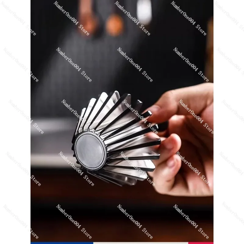 Hand Brewed Coffee Paper Press Tritan Material V60 Coffee Cake Filter Paper Auxiliary Tool
Hand Brewed Coffee Paper Press Tritan Material V60 Coffee Cake Filter Paper Auxiliary Tool