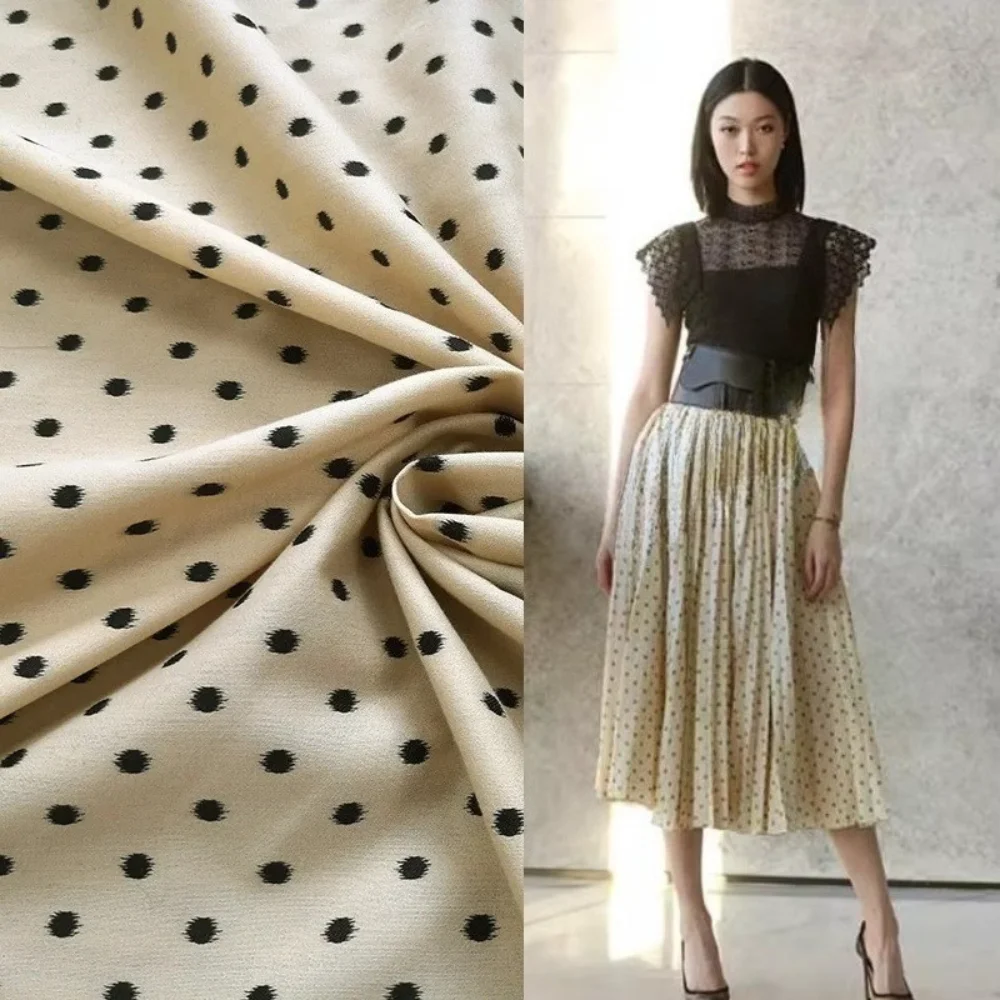 Жаккардовая парчовая ткань, классическое черно-белое платье в горошек, весна-лето, брендовая модная одежда, окрашенная в пряжу ткань
Жаккардовая парчовая ткань, классическое черно-белое платье в горошек, весна-лето, брендовая модная одежда, окрашенная в пряжу ткань