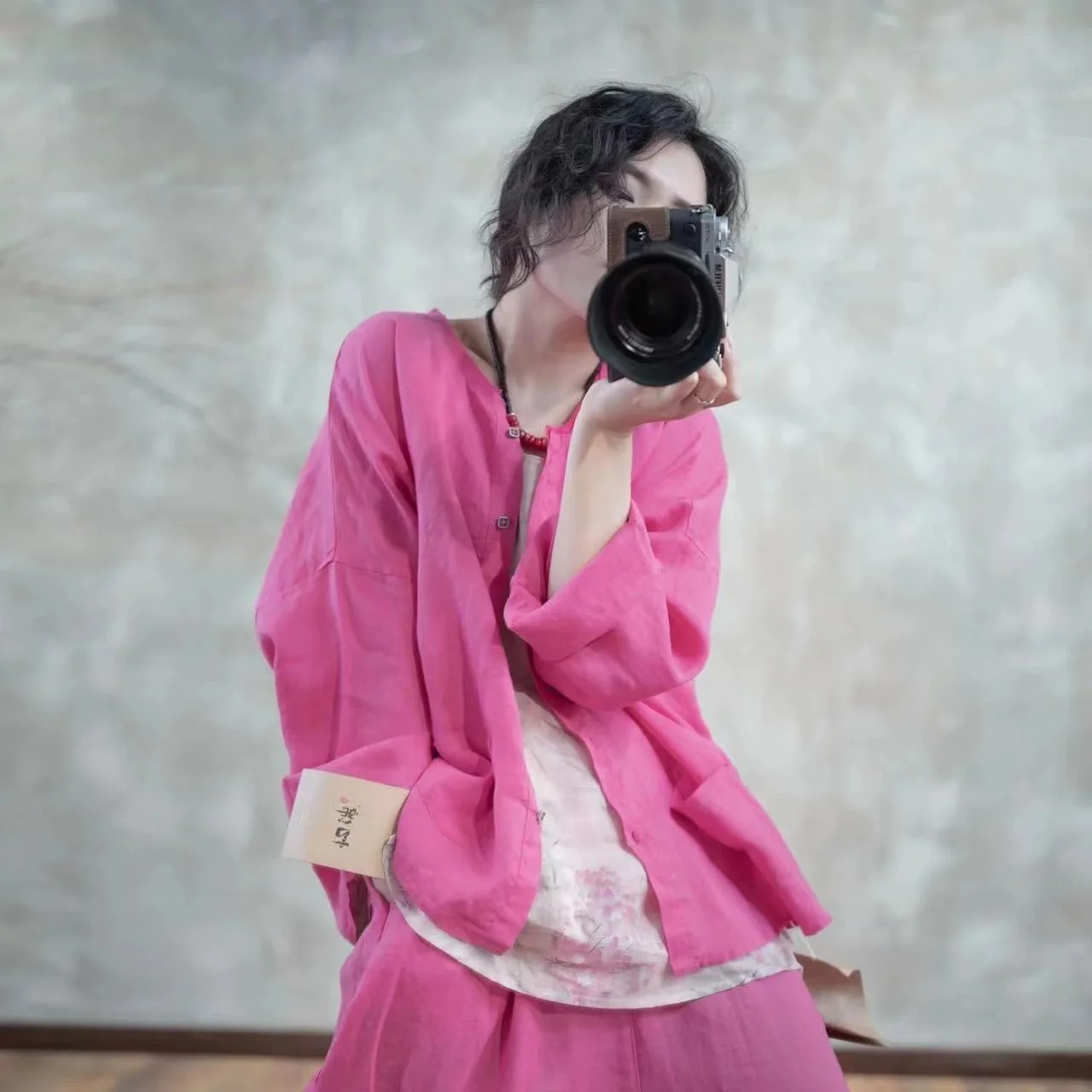 Blue round Neck Dopaamine Cotton Linen Casual Open Cardigan for Older Women Early Autumn New Style Artistic Style Long Sleeve
Blue round Neck Dopaamine Cotton Linen Casual Open Cardigan for Older Women Early Autumn New Style Artistic Style Long Sleeve