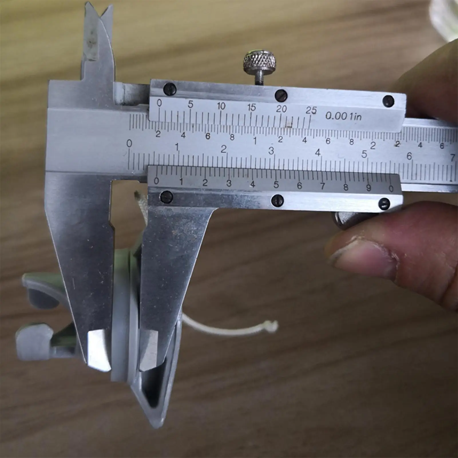 Заглушка воздушного клапана для лодки, сменная крышка клапана с 8 отверстиями, спиральные воздушные пробки, замена для лодки, каяка, уличной доски для серфинга
Заглушка воздушного клапана для лодки, сменная крышка клапана с 8 отверстиями, спиральные воздушные пробки, замена для лодки, каяка, уличной доски для серфинга