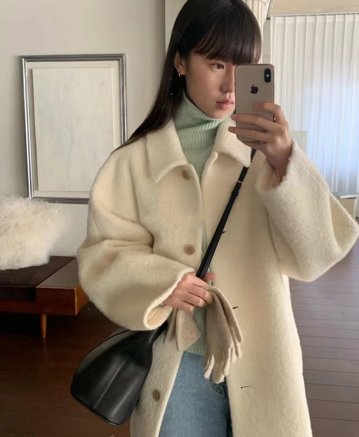Korean style Simple and versatile commuting light yellow atmosphere single-breasted Mao Ni jacket coat
Korean style Simple and versatile commuting light yellow atmosphere single-breasted Mao Ni jacket coat