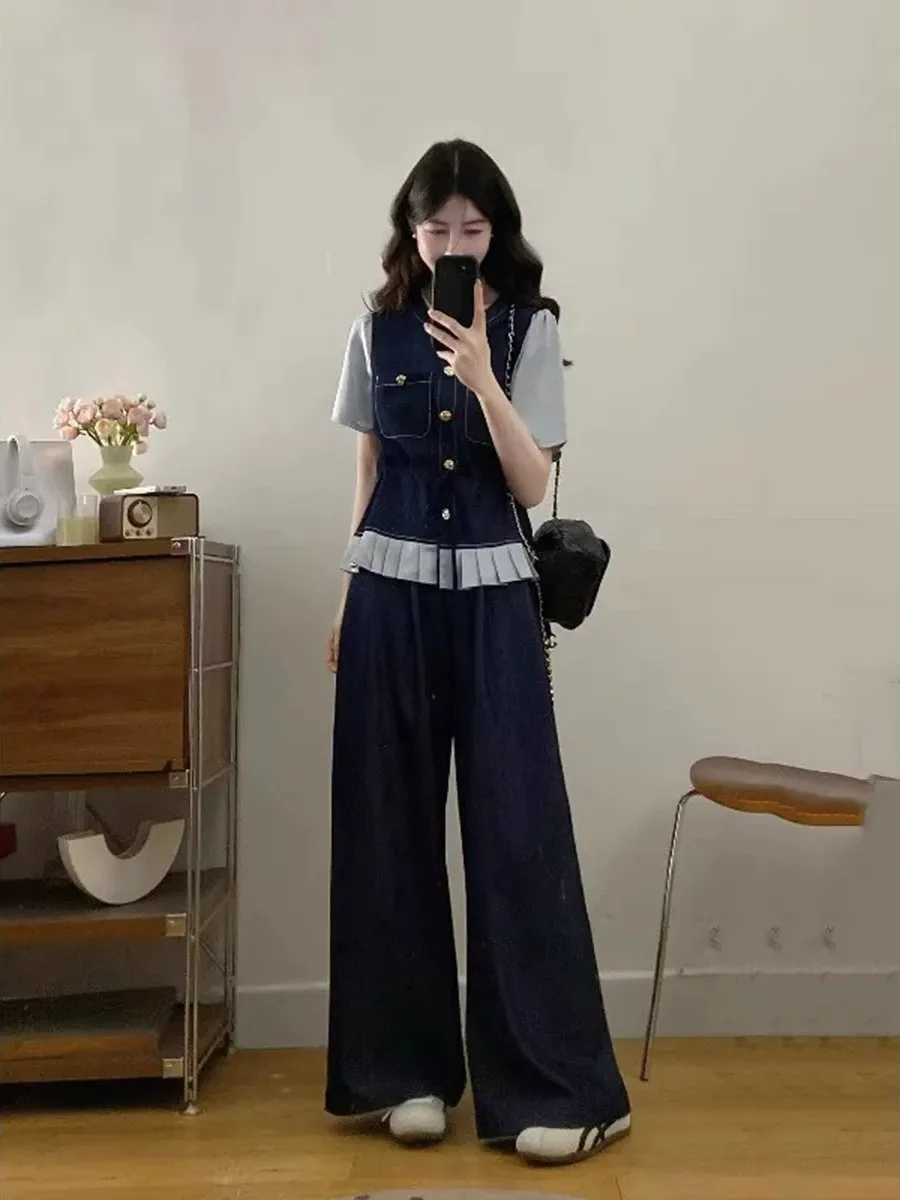 plus Size Summer Fashion Set Salt System Street Style Short Sleeve Denim Wide Leg Pants High Waist Long Pants Korean Loose Fit
plus Size Summer Fashion Set Salt System Street Style Short Sleeve Denim Wide Leg Pants High Waist Long Pants Korean Loose Fit