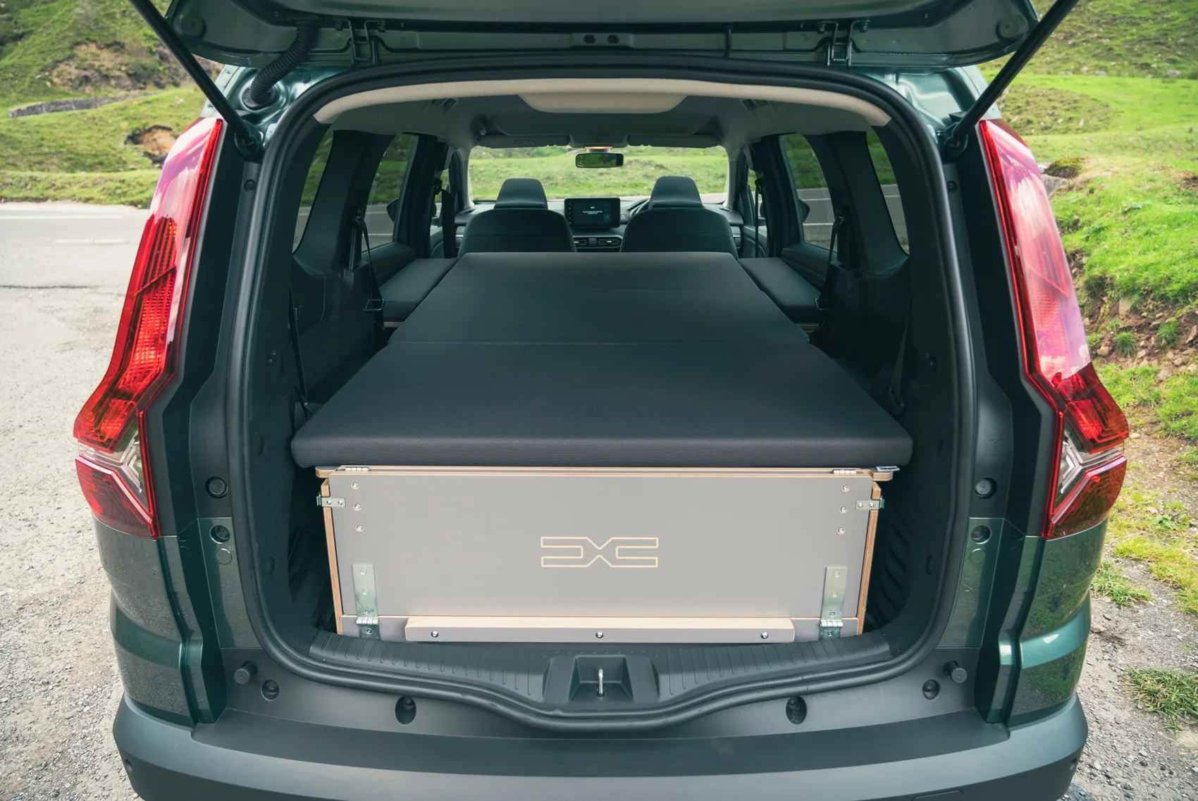 Auto Pop-Up Trunk Struts for Dacia Jogger 2021-present Wagon Automatic Opening Gas Lift Supports with Spring
Auto Pop-Up Trunk Struts for Dacia Jogger 2021-present Wagon Automatic Opening Gas Lift Supports with Spring
