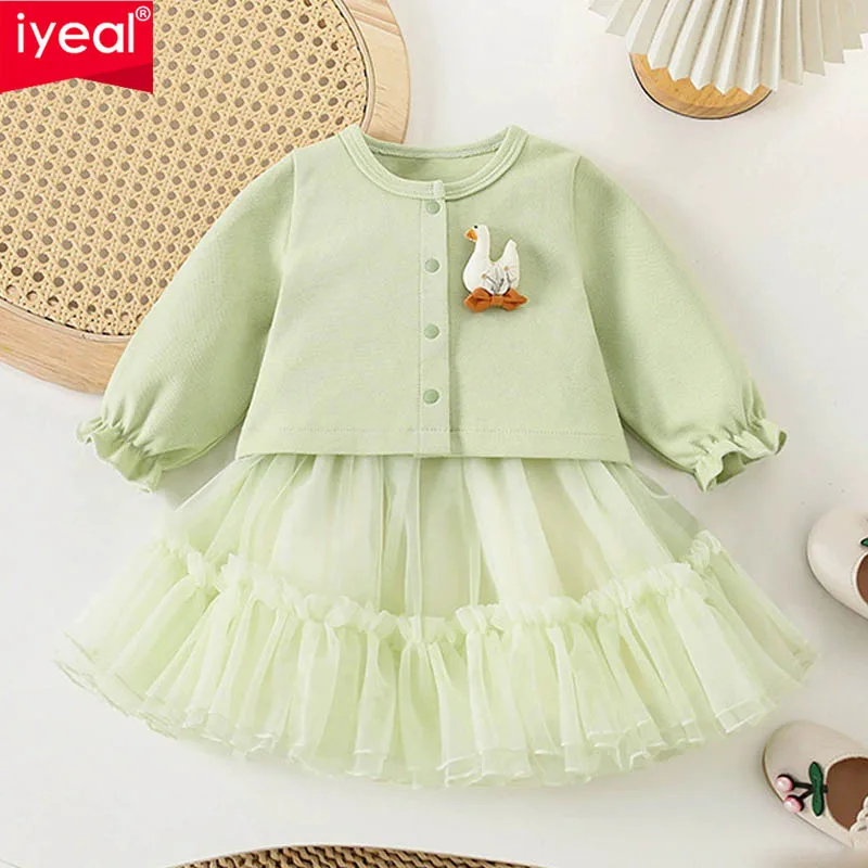IYEAL Spring 2025 New Kids Girls' Fashion Dress Set Children's Long Sleeved Jacket+Vest Dress Two-Piece Set
IYEAL Spring 2025 New Kids Girls' Fashion Dress Set Children's Long Sleeved Jacket+Vest Dress Two-Piece Set