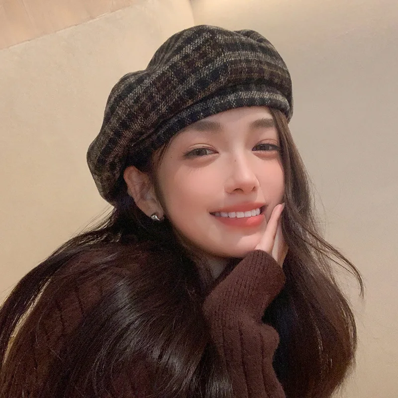 British Style Plaid Beret Hat for Women Spring and Autumn2024New Style Large Head Circumference Versatile Face-Slimming Newsboy
British Style Plaid Beret Hat for Women Spring and Autumn2024New Style Large Head Circumference Versatile Face-Slimming Newsboy