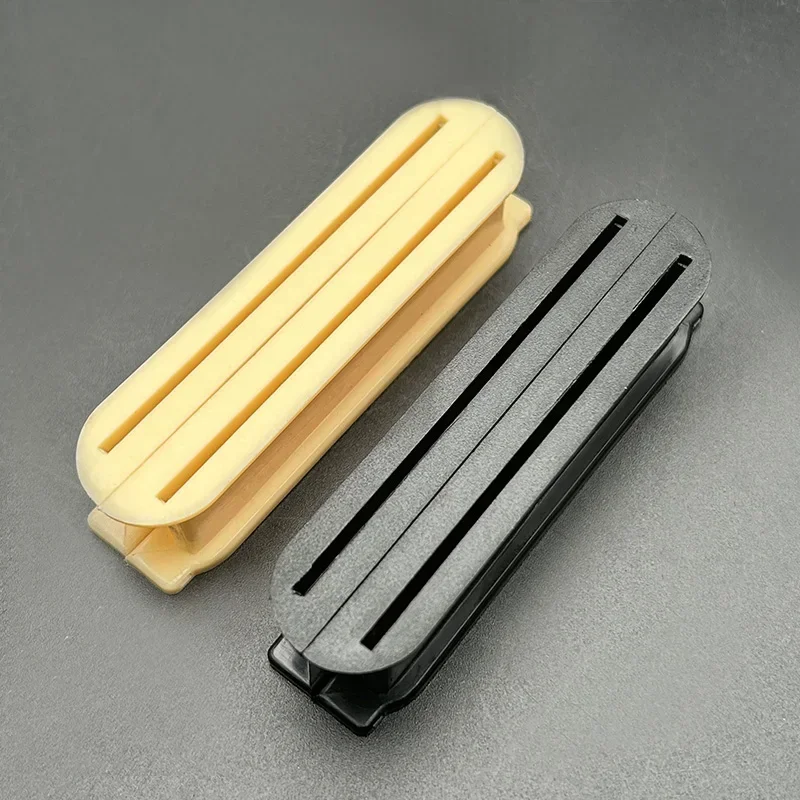 20Sets Pickup Bobbin Two line Split Type Humbucker Slug Bobbin 71x18x15.8MM Electric Guitar Parts Black/Ivory
20Sets Pickup Bobbin Two line Split Type Humbucker Slug Bobbin 71x18x15.8MM Electric Guitar Parts Black/Ivory