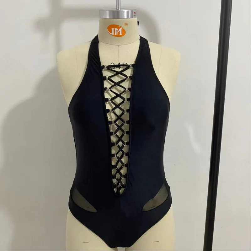 2026New one-piece braided women's swimsuit, solid color, sexy and backlessbikiniBikini swimsuit set
2026New one-piece braided women's swimsuit, solid color, sexy and backlessbikiniBikini swimsuit set