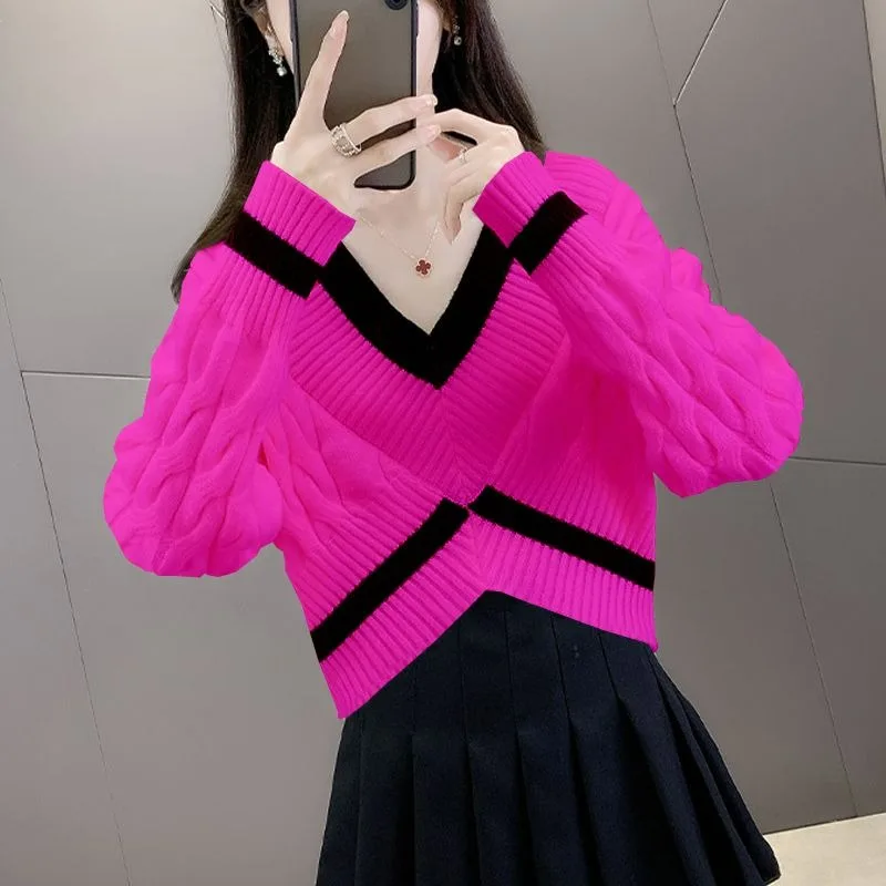 Women's Spring 2025 New Short V-Neck Top Twist Simple Commuter Korean Style Knitted Long Sleeve Chic Ins Pullover
Women's Spring 2025 New Short V-Neck Top Twist Simple Commuter Korean Style Knitted Long Sleeve Chic Ins Pullover