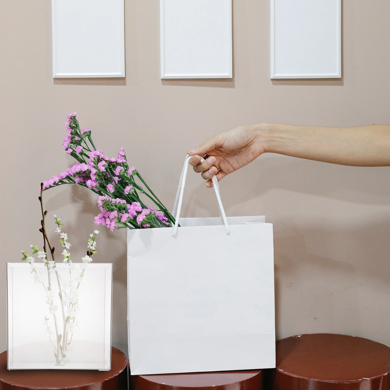 Transparent Acrylic Flower Bucket Multi Function Household Storage Vases Home Accessories Cuboid Sundries Bucket 
Transparent Acrylic Flower Bucket Multi Function Household Storage Vases Home Accessories Cuboid Sundries Bucket