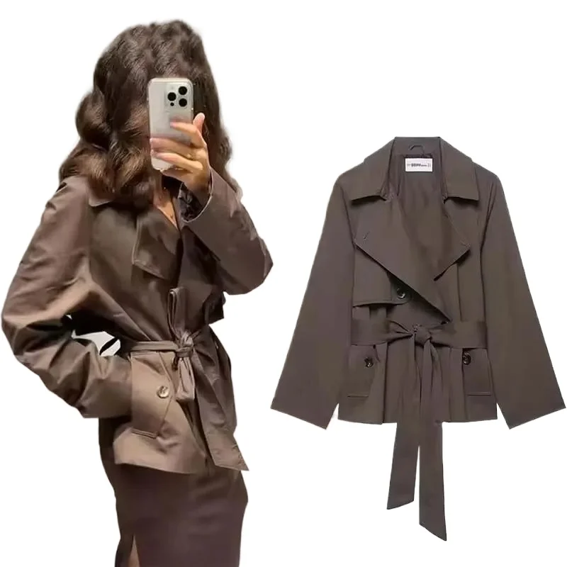 Новая женская куртка-тренч 2025 года с поясом, короткая, повседневная, свободного кроя, в уличном стиле, с длинным рукавом, верхняя одежда
Новая женская куртка-тренч 2025 года с поясом, короткая, повседневная, свободного кроя, в уличном стиле, с длинным рукавом, верхняя одежда