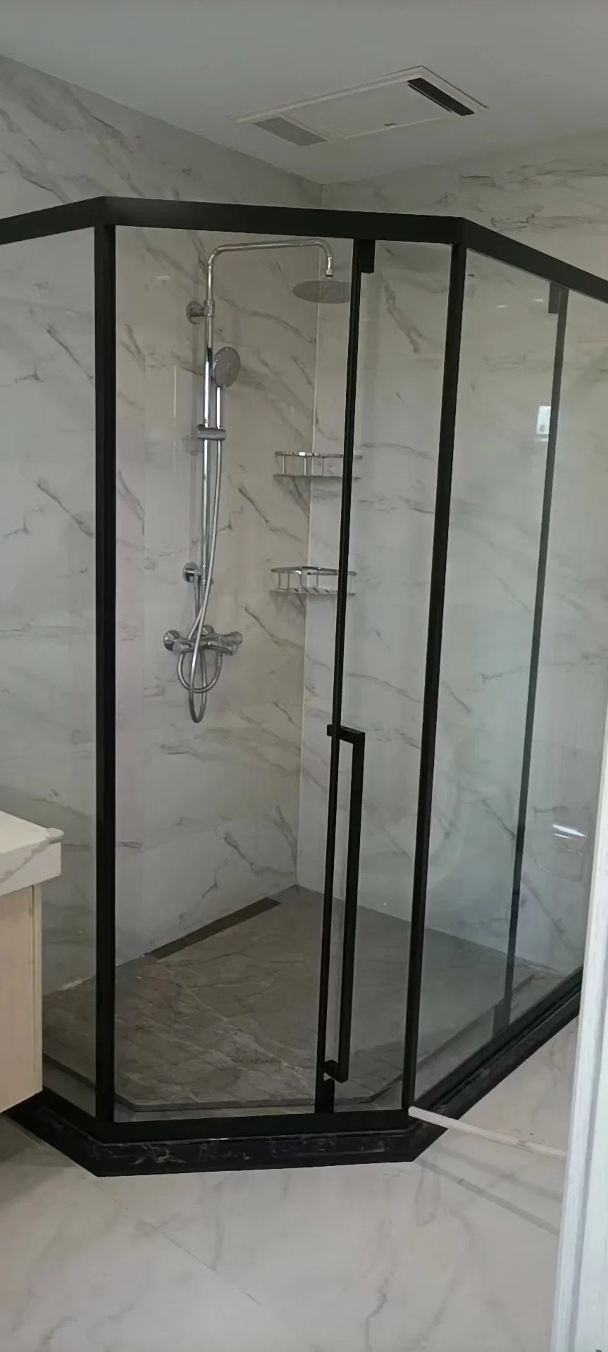 1200X900mm 304 Stainless Steel Frame Bathroom Shower Enclosure Custom-Built Diamond-Shaped Glass Cabin Sliding Door
1200X900mm 304 Stainless Steel Frame Bathroom Shower Enclosure Custom-Built Diamond-Shaped Glass Cabin Sliding Door