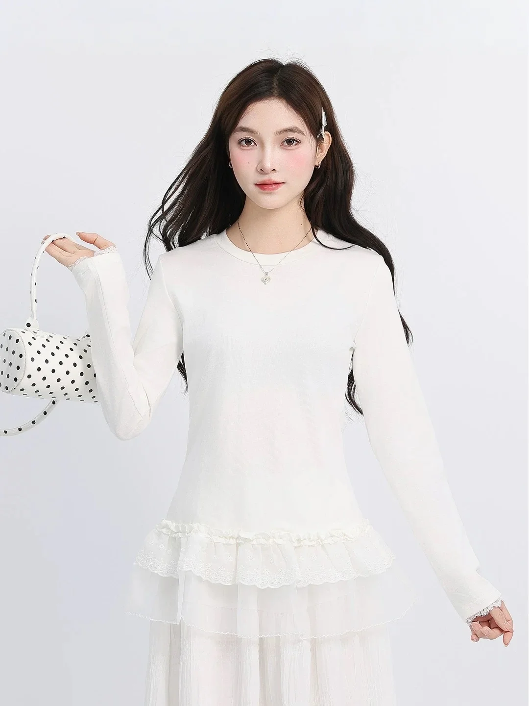 Women's 95 Cotton Long Sleeve round Neck T-Shirt plus Size Base Layer Shirt Lace Top Spring Autumn Season Layering Clothing
Women's 95 Cotton Long Sleeve round Neck T-Shirt plus Size Base Layer Shirt Lace Top Spring Autumn Season Layering Clothing