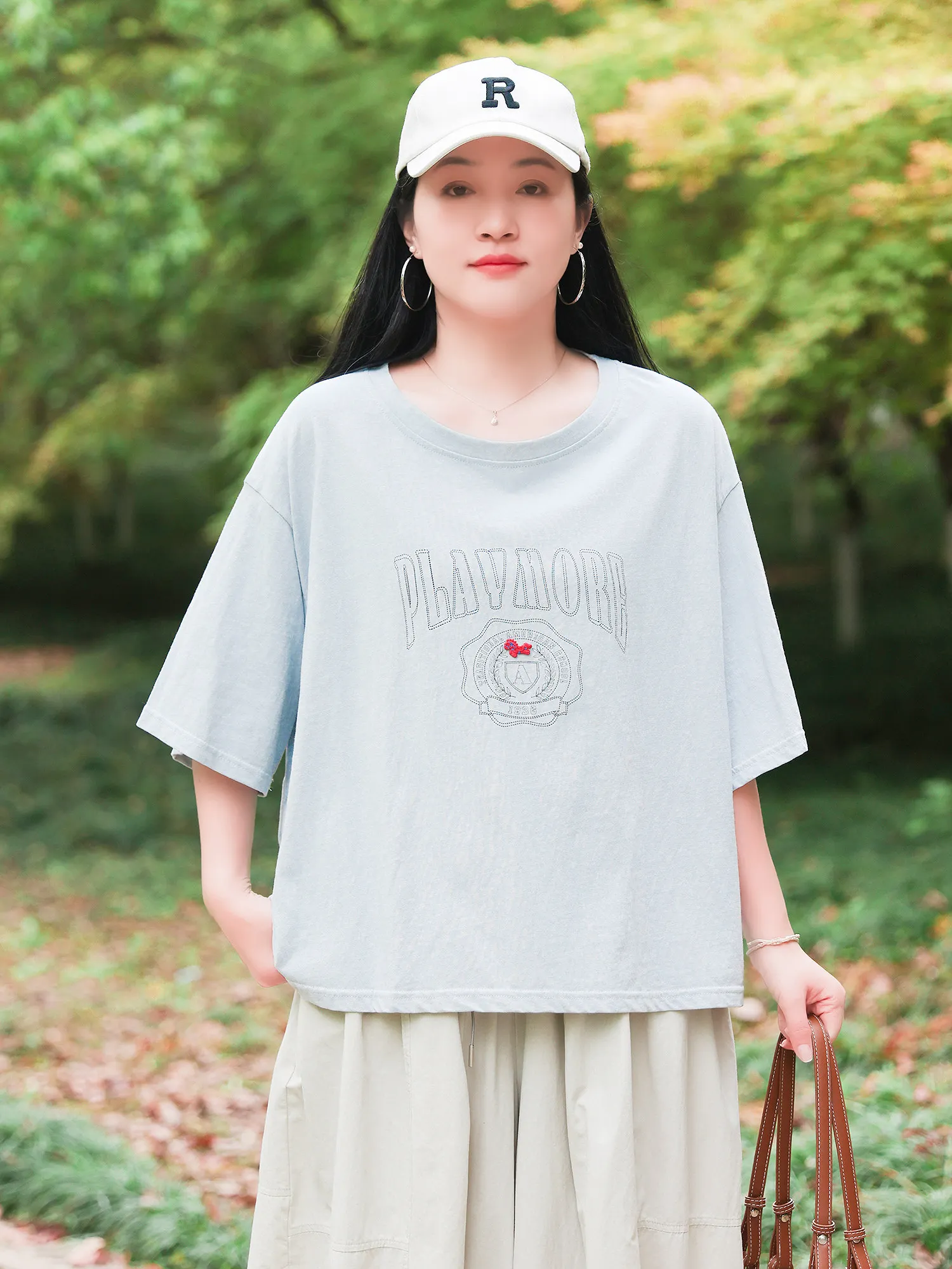 2026 Fashion Summer New Women's T-shirt Loose Oversize Printed Commuter Round Neck Short Top
2026 Fashion Summer New Women's T-shirt Loose Oversize Printed Commuter Round Neck Short Top