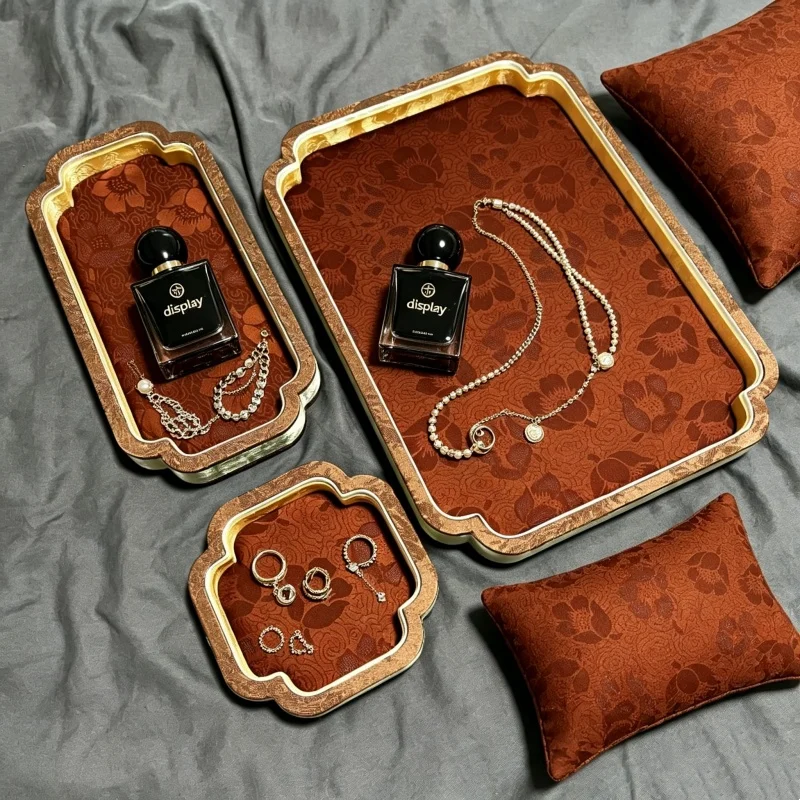 Chinese Palace Embroidery Jewelry Tray, Eid Mubarak Gift Organizer for Beads & Bracelet, Counter Appraisal Display Plate
Chinese Palace Embroidery Jewelry Tray, Eid Mubarak Gift Organizer for Beads & Bracelet, Counter Appraisal Display Plate