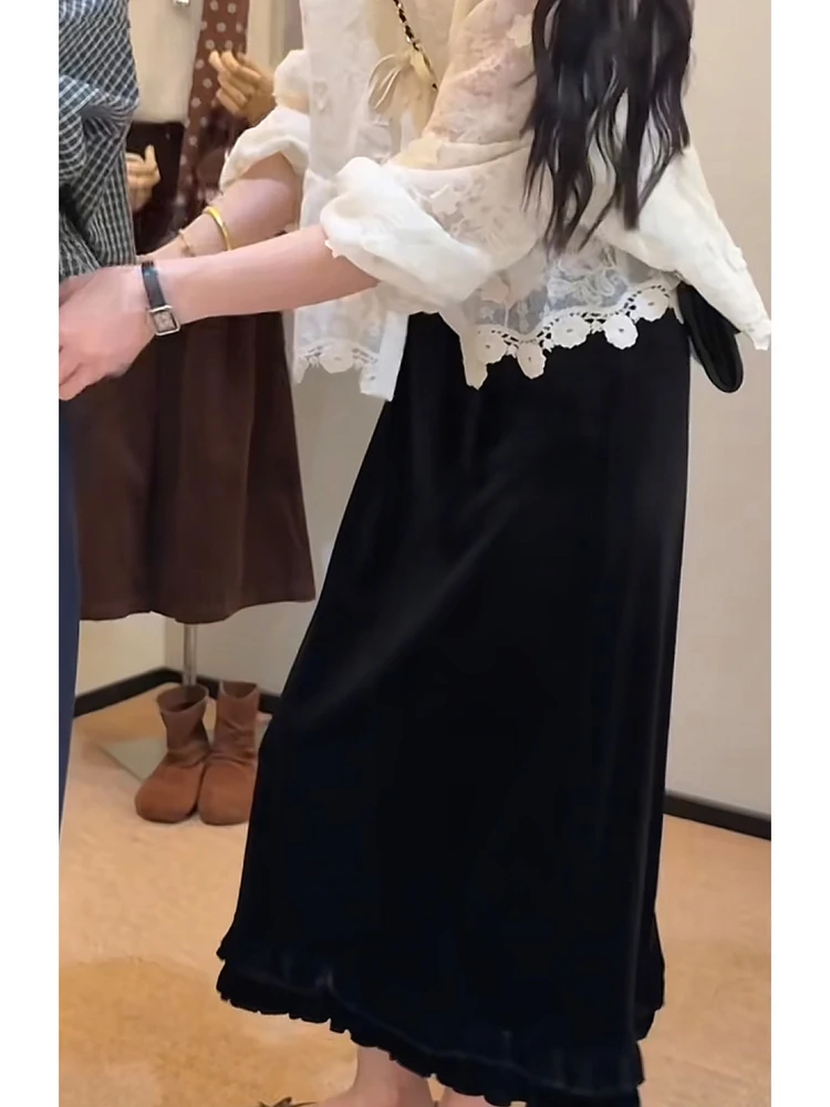 Модный женский комплект из двух предметов: кружевная блузка с круглым вырезом и юбка, элегантный и нежный стиль для осенней повседневной носки
Модный женский комплект из двух предметов: кружевная блузка с круглым вырезом и юбка, элегантный и нежный стиль для осенней повседневной носки