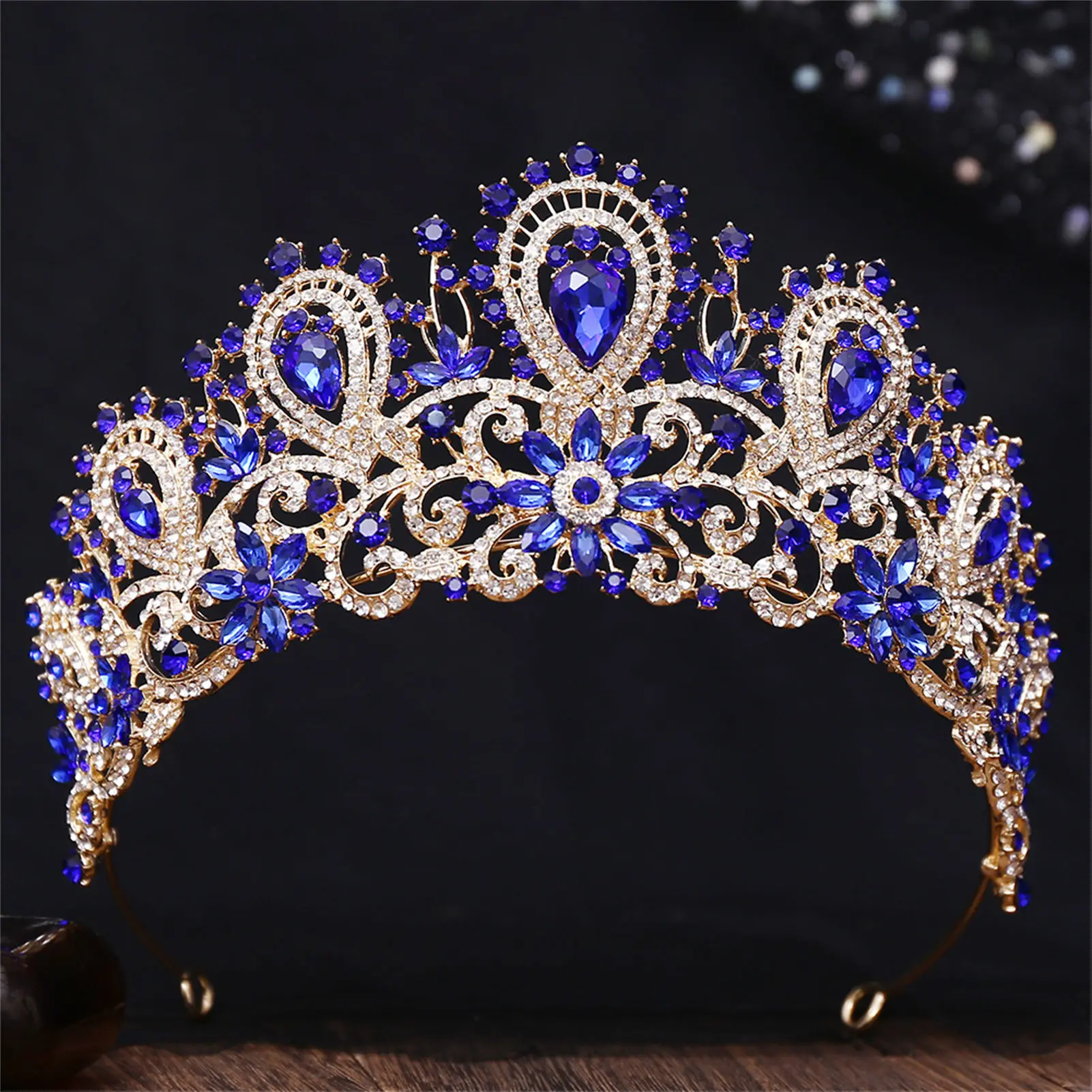 Full Shiny Rhinestones Hair Crowns Gold/Silverr Color Alloy Tiaras Royal Princess Diamond Crystal Crown Headbands Bride Headwear
Full Shiny Rhinestones Hair Crowns Gold/Silverr Color Alloy Tiaras Royal Princess Diamond Crystal Crown Headbands Bride Headwear