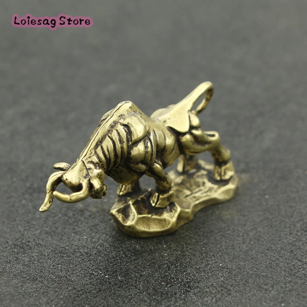Solid Zodiac Creative Home Energy Soaring Brass Wall Street Bullfighting Accessories Copper Bull Decoration
Solid Zodiac Creative Home Energy Soaring Brass Wall Street Bullfighting Accessories Copper Bull Decoration