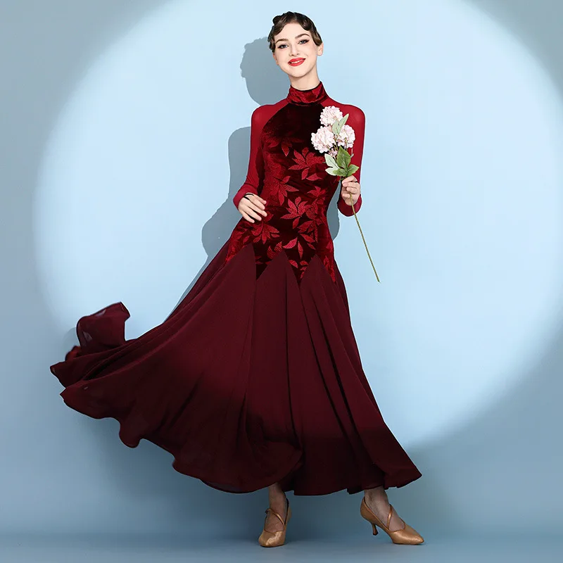 Velvet Printed Modern Dance Dress National Standard Dance Waltz Performance Dress
Velvet Printed Modern Dance Dress National Standard Dance Waltz Performance Dress