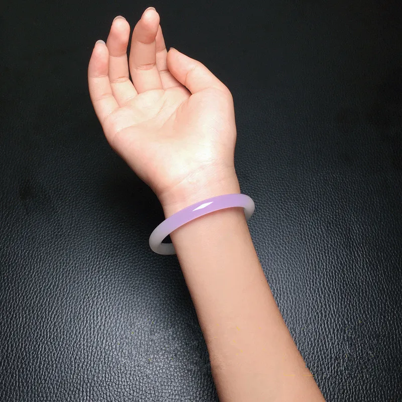 Natural Violet Hand-carved Round Jade Bracelet Fashion Boutique Jewelry Women's Half Purple and Half White Beauty Bracelet Gift
Natural Violet Hand-carved Round Jade Bracelet Fashion Boutique Jewelry Women's Half Purple and Half White Beauty Bracelet Gift