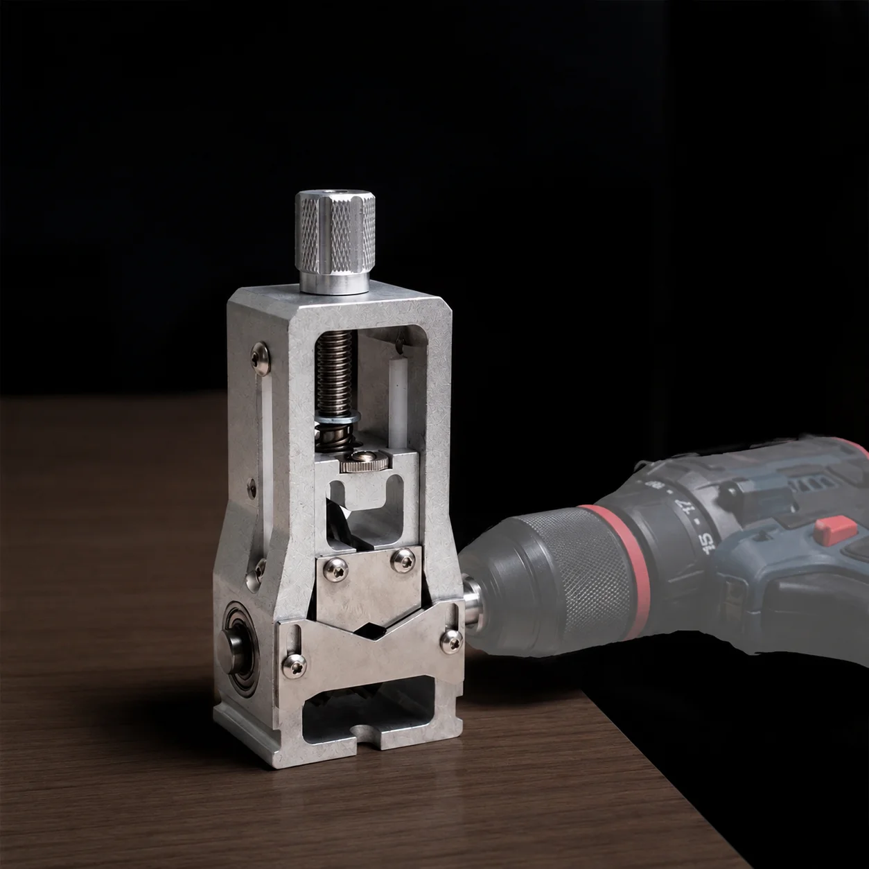 Portable Household Wire Stripper Aluminum Alloy Manual Wire Stripping Tool 2-20mm Cable Electric Peeling Tool
Portable Household Wire Stripper Aluminum Alloy Manual Wire Stripping Tool 2-20mm Cable Electric Peeling Tool