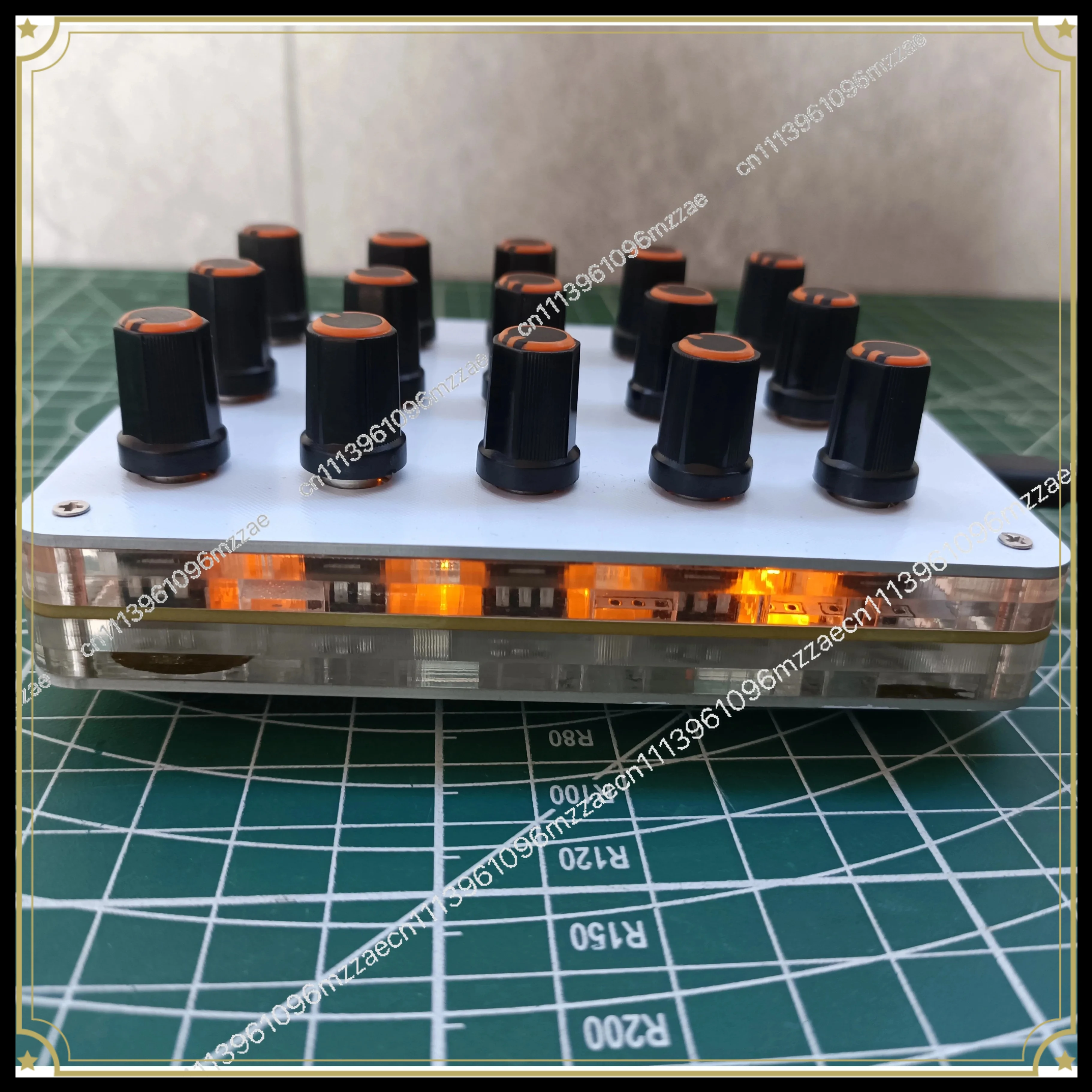 15 Knob USB C MIDI Controller Custom CC Programmable with LED for DAW Music Software