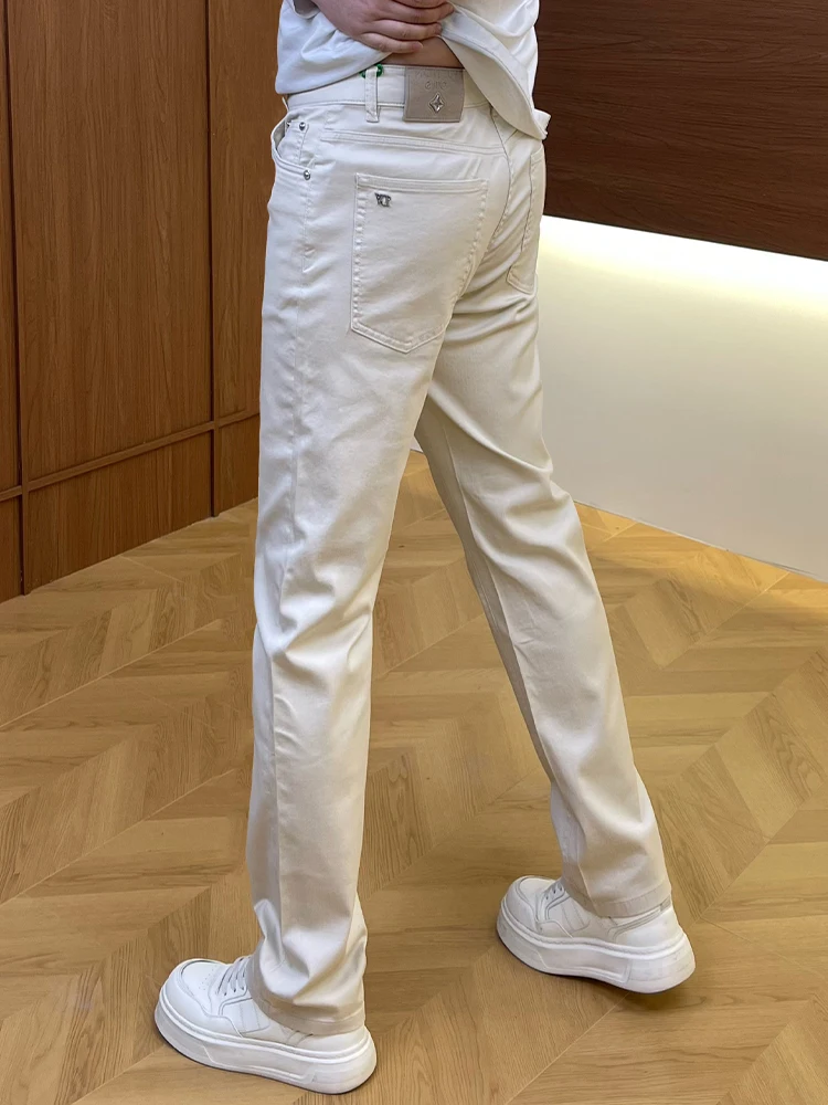 Comfortable White Denim Jeans Men's Straight Leg Pants Youth Fashionable Versatile Long Trousers Spring Autumn Design Sensation
Comfortable White Denim Jeans Men's Straight Leg Pants Youth Fashionable Versatile Long Trousers Spring Autumn Design Sensation