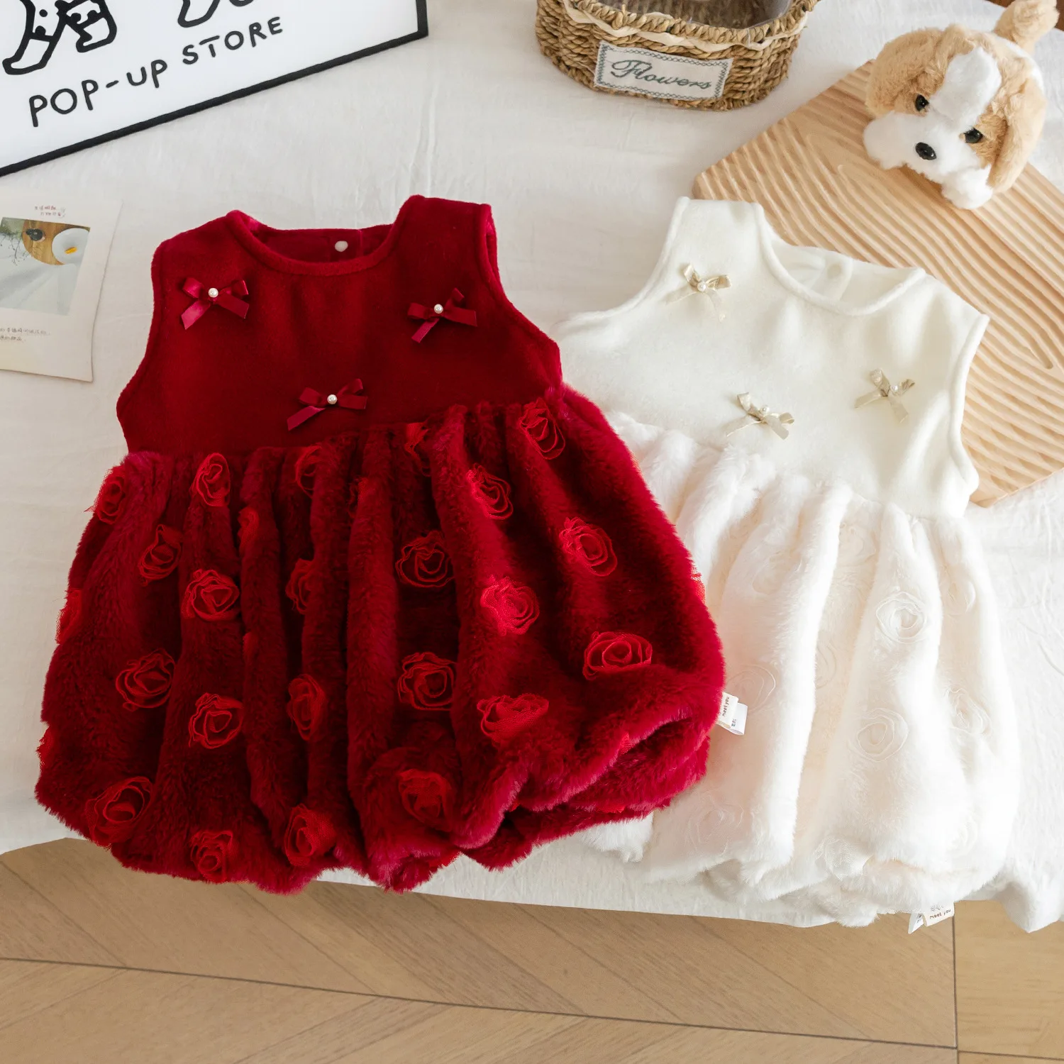 New Winter Infant Baby Girls Dress Bow Applique Plush Velet Toddler Girls Dress Christmas Sleeveless Kids Girls Terry Dress
New Winter Infant Baby Girls Dress Bow Applique Plush Velet Toddler Girls Dress Christmas Sleeveless Kids Girls Terry Dress