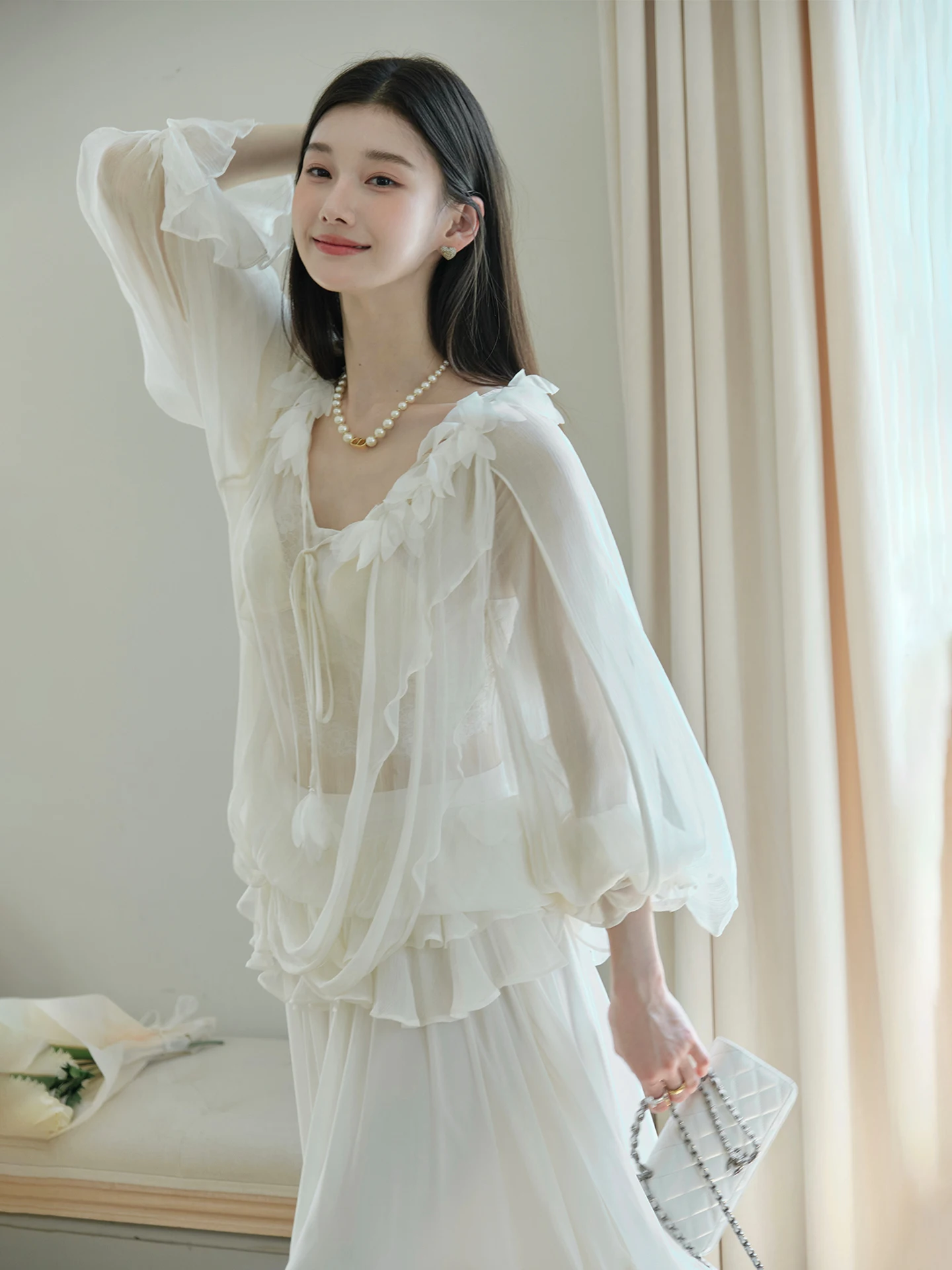 Летний женский топ ChillCozy Ethereal Long Sve Petal, тонкий, прозрачный, свободного кроя, с цветочным узором, модный...
Летний женский топ ChillCozy Ethereal Long Sve Petal, тонкий, прозрачный, свободного кроя, с цветочным узором, модный...