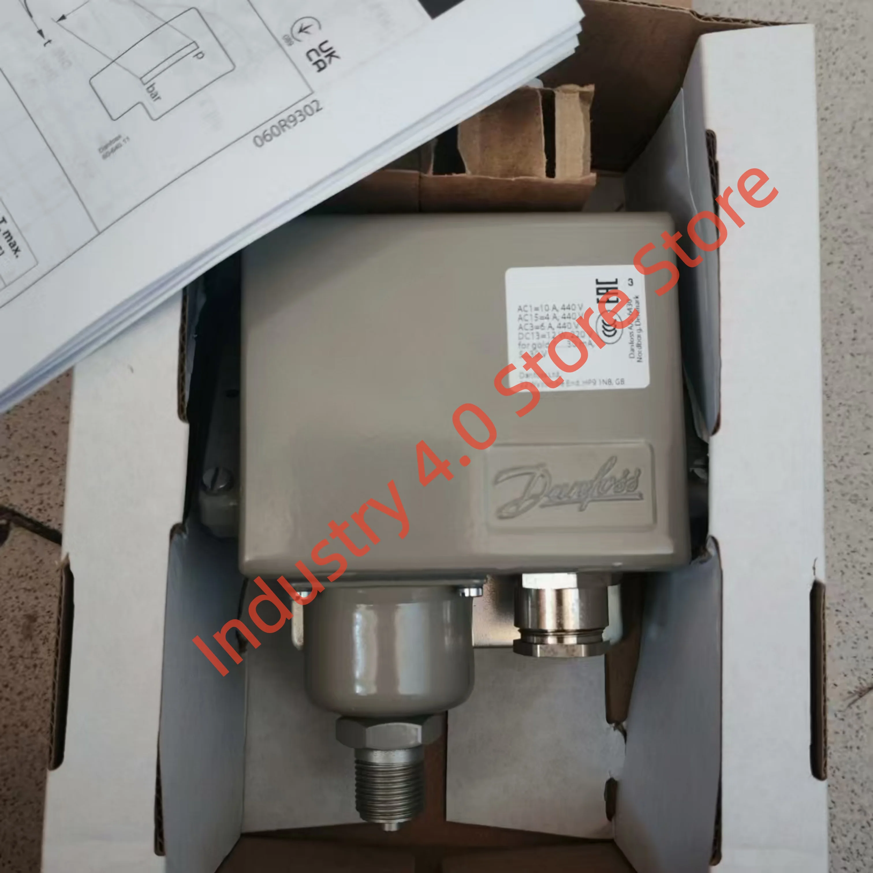 060-310366 KPS33 060-310466 KPS33 реле давления 060-310666 KPS37 100% НОВЫЙ
060-310366 KPS33 060-310466 KPS33 реле давления 060-310666 KPS37 100% НОВЫЙ