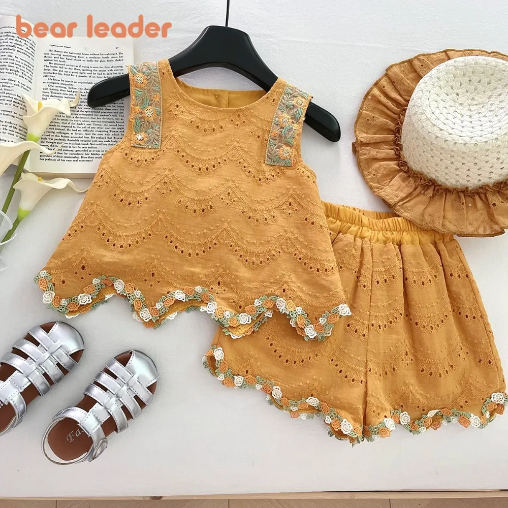 Bear Leader Korean Version Children's Clothing Summer New Yellow Bow Hollow Out Sleeveless Top + Shorts Sweet Flower Girl Outfit
Bear Leader Korean Version Children's Clothing Summer New Yellow Bow Hollow Out Sleeveless Top + Shorts Sweet Flower Girl Outfit