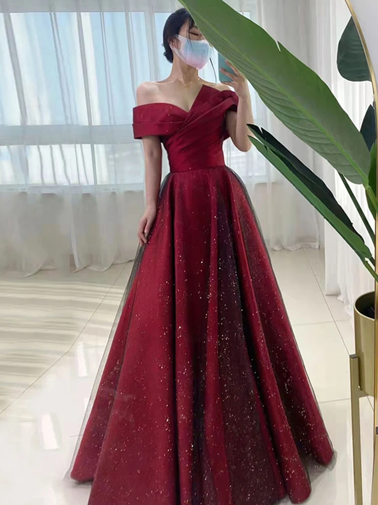 Red Satin One-oulder Wedding Dr Sexy Bridal Gown Long Evening Skirt Korean Sle ort Sve mid Waist Floor Length
Red Satin One-oulder Wedding Dr Sexy Bridal Gown Long Evening Skirt Korean Sle ort Sve mid Waist Floor Length