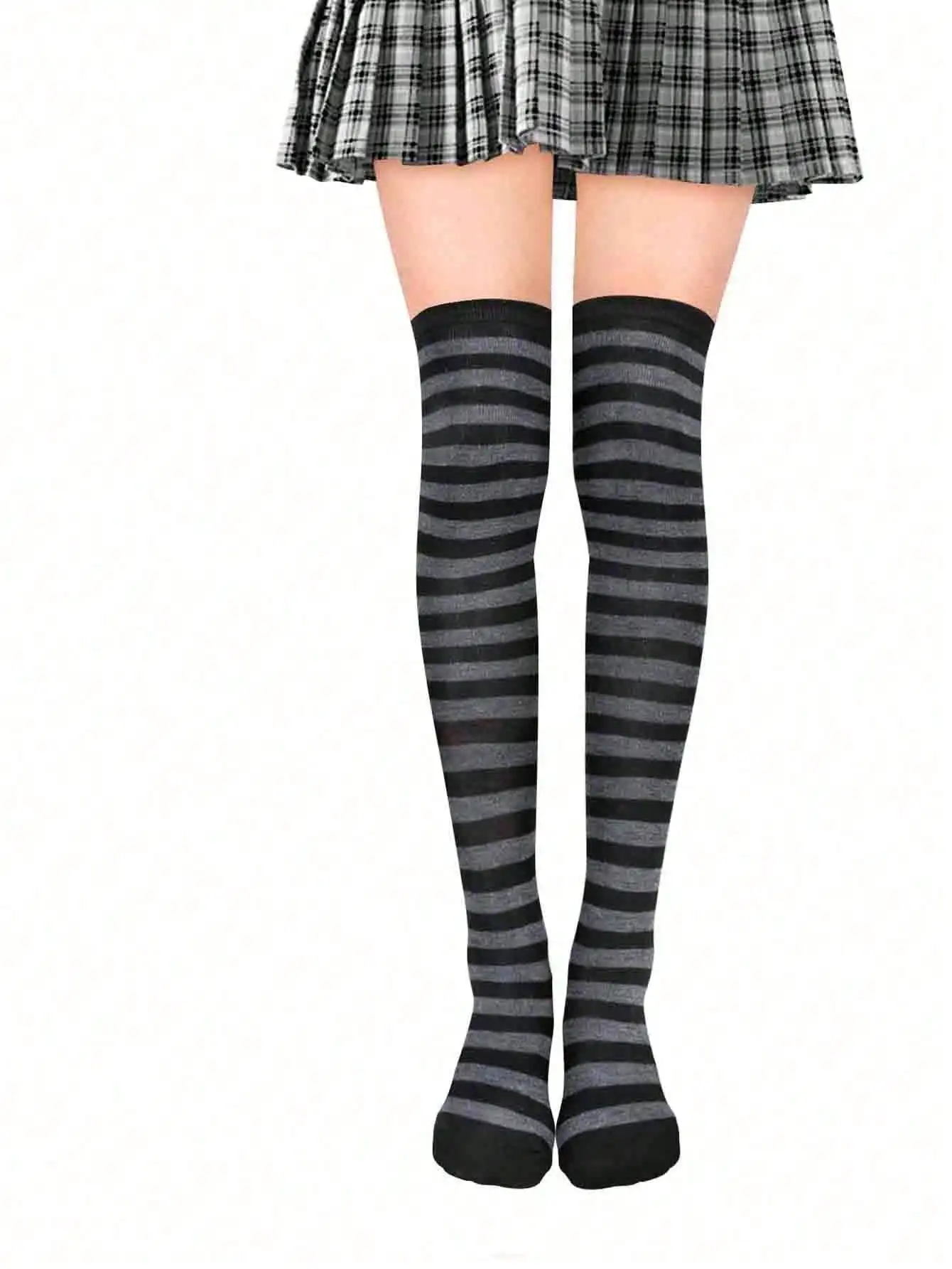 1 Pair Women's Striped Thigh High Socks, New Zebra Pattern Knitted Over-The-Knee Stockings, Lolita Style, Cozy
1 Pair Women's Striped Thigh High Socks, New Zebra Pattern Knitted Over-The-Knee Stockings, Lolita Style, Cozy