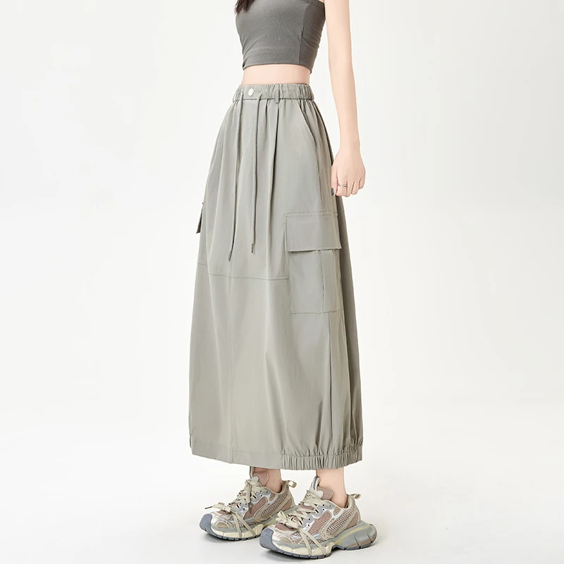 American-style quick-dry workwear skirt for women, 2025 summer high-waisted A-line floral bud skirt, mid-length, back slit skirt
American-style quick-dry workwear skirt for women, 2025 summer high-waisted A-line floral bud skirt, mid-length, back slit skirt