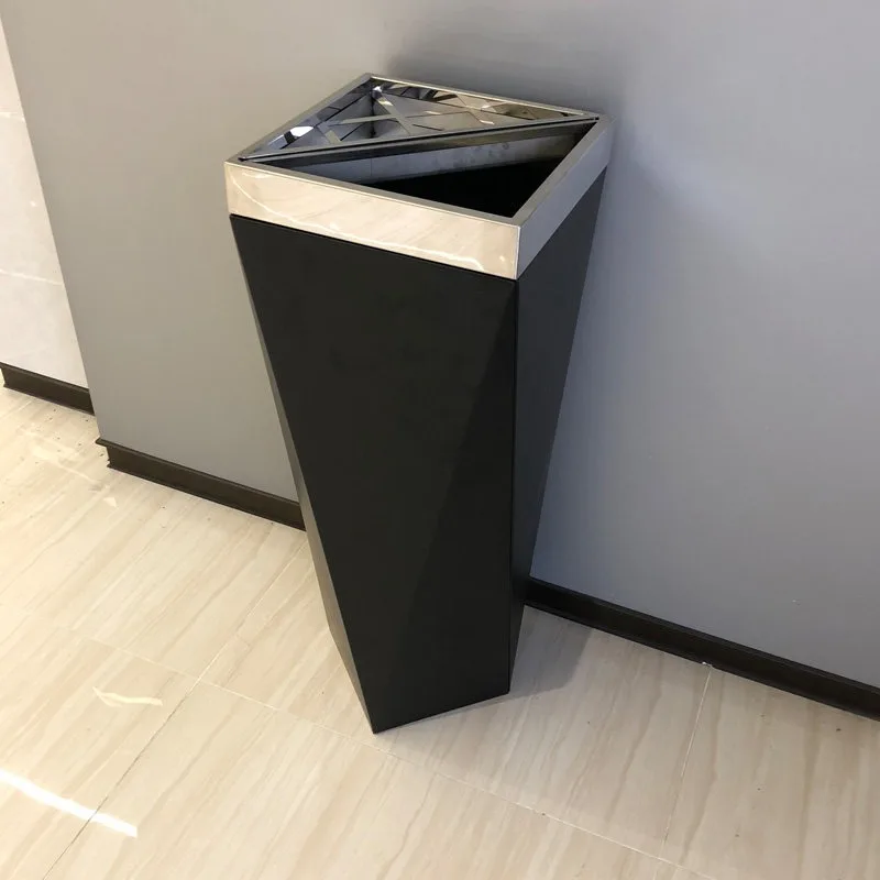 Вертикальный коммерческий мусорный бак для вестибюля отеля, входной коридор лифта из нержавеющей стали, ведро для золы с индивидуальным логотипом отеля KTV
Вертикальный коммерческий мусорный бак для вестибюля отеля, входной коридор лифта из нержавеющей стали, ведро для золы с индивидуальным логотипом отеля KTV