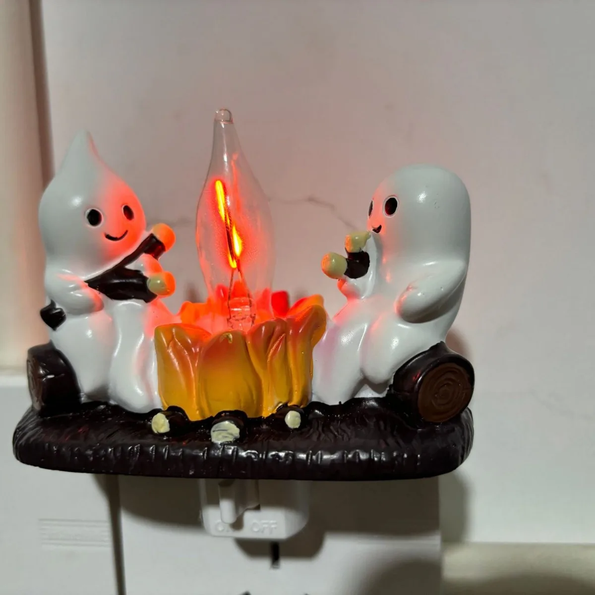 Halloween Night Light Fashionable Ghost Campfire Nightlight Ghost Campfire Flickering Plug In Light Ghost Pumpkin Night Light
Halloween Night Light Fashionable Ghost Campfire Nightlight Ghost Campfire Flickering Plug In Light Ghost Pumpkin Night Light