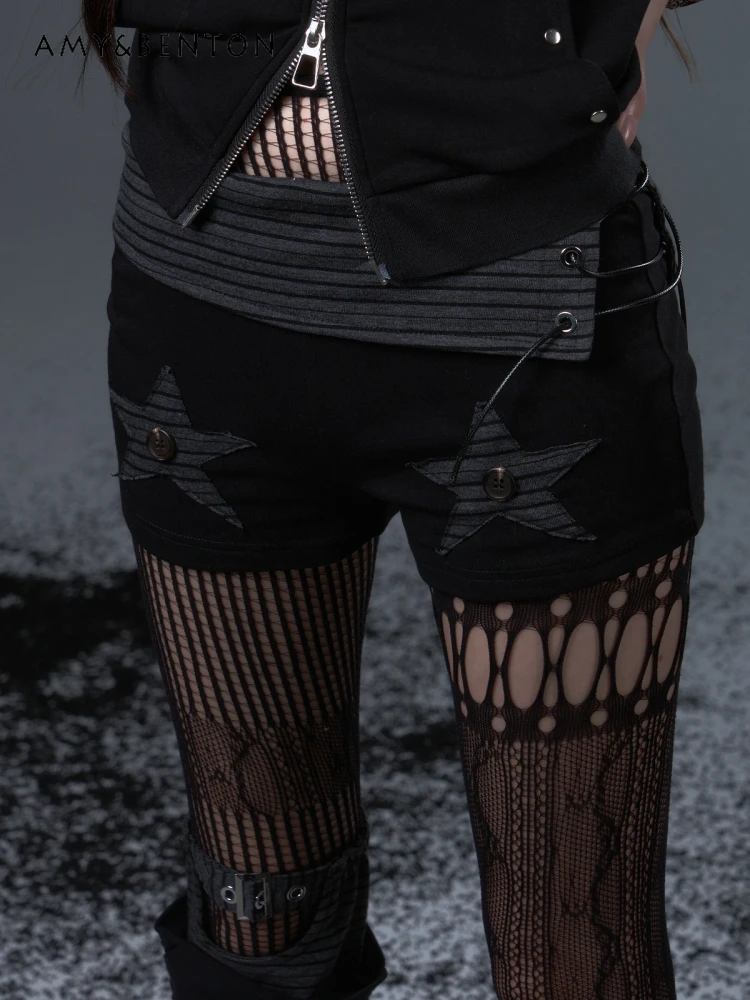 Subculture Retro Punk Striped Splicing Elastic Slim Knitted Low-rise Casual Shorts Women American Y2K Splicing Color Shorts
Subculture Retro Punk Striped Splicing Elastic Slim Knitted Low-rise Casual Shorts Women American Y2K Splicing Color Shorts