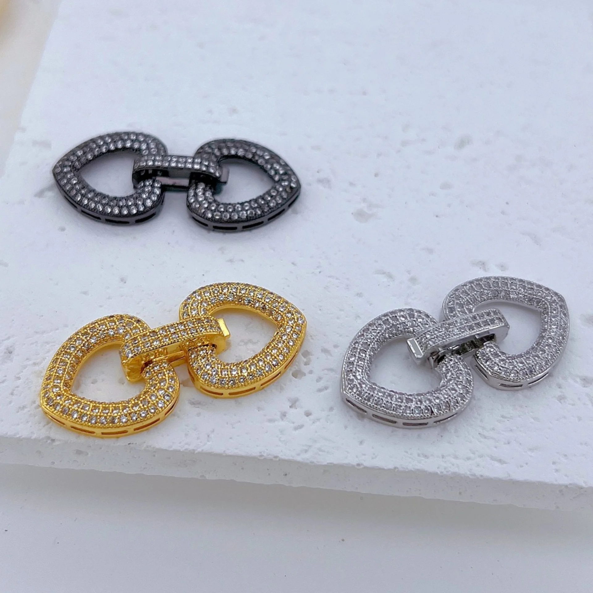 1pcs Micro-Inlaid Zirconia Jewelry Making Supplie Accessorie DlY Pearl Necklace Bracelet Sweater Chain Buckle Material Wholesale
1pcs Micro-Inlaid Zirconia Jewelry Making Supplie Accessorie DlY Pearl Necklace Bracelet Sweater Chain Buckle Material Wholesale