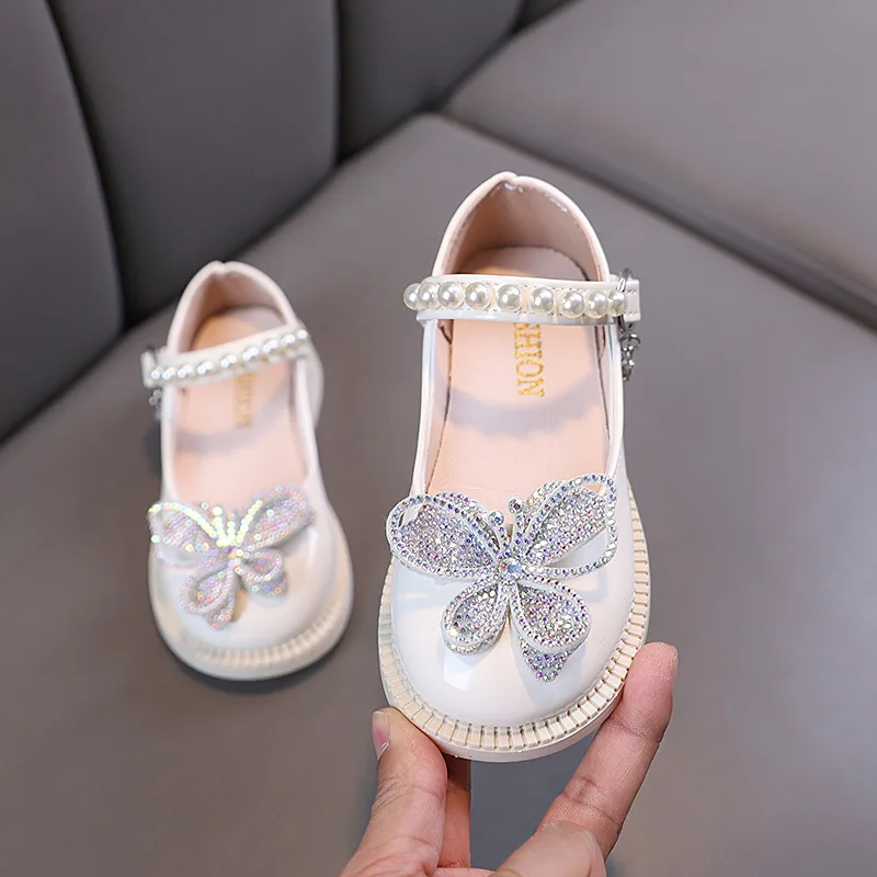 Girls Princess Shoes New Rhinestone Butterfly Kids Elegant Dress Mary Jane Shoes School Wedding Party Children's Leather Shoes
Girls Princess Shoes New Rhinestone Butterfly Kids Elegant Dress Mary Jane Shoes School Wedding Party Children's Leather Shoes