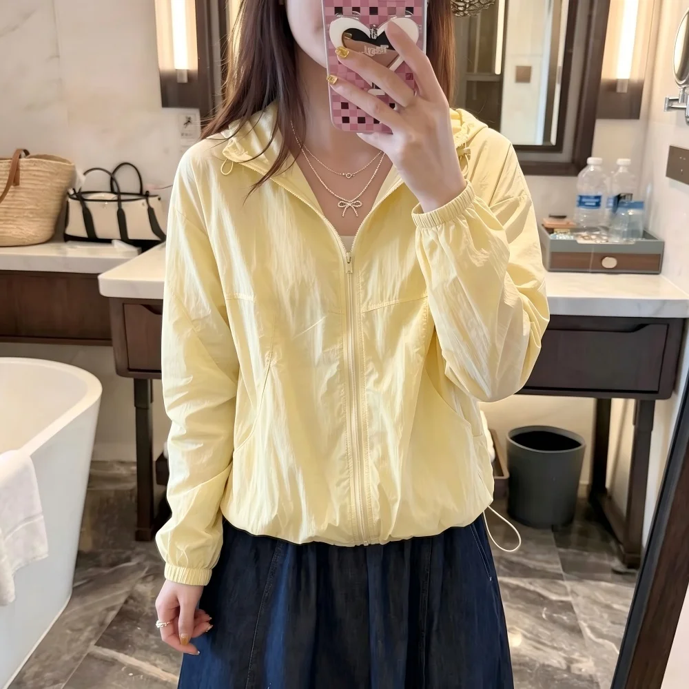 2026 Summer New Hat Pure Color Women's Casual Outdoor Skin Clothes Thin Outerwear Female Open Cardigan Fashionable Commute St...
2026 Summer New Hat Pure Color Women's Casual Outdoor Skin Clothes Thin Outerwear Female Open Cardigan Fashionable Commute St...