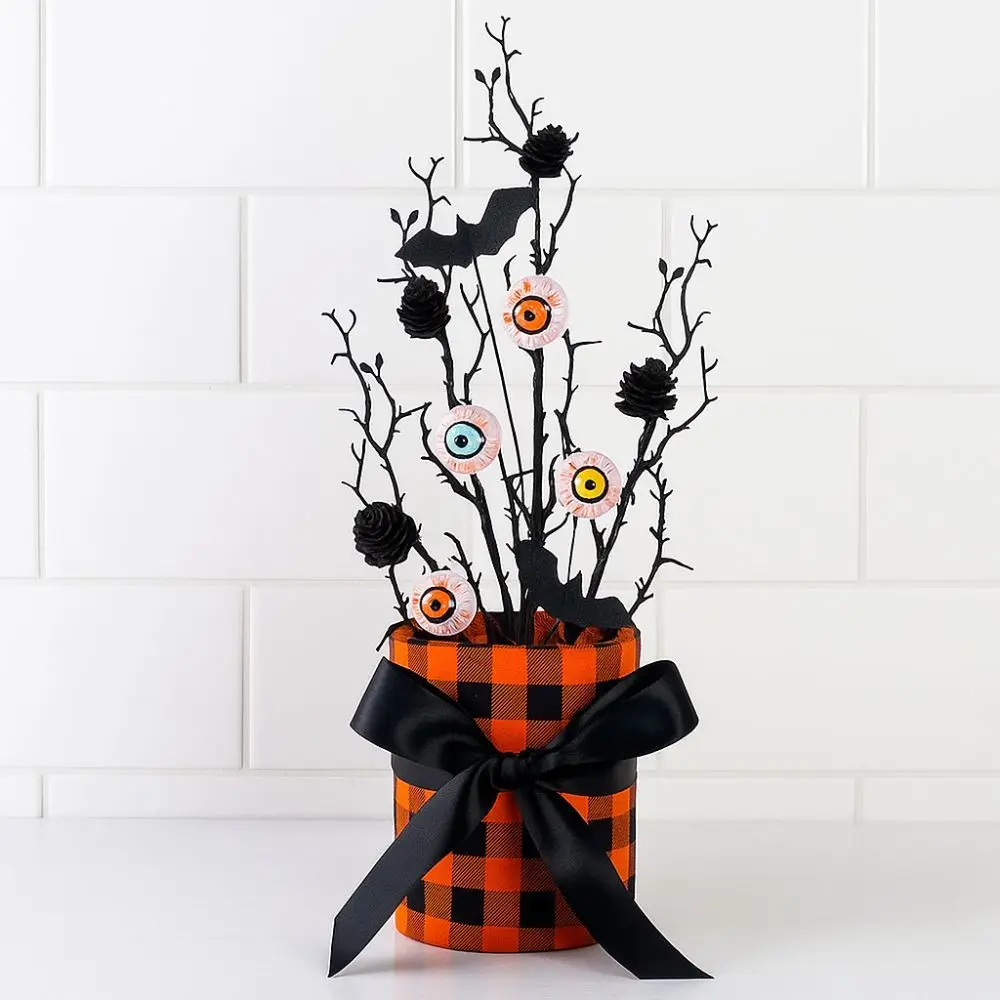 50cm Halloween Maple Bat Bouquet Black Realistic Artificial Eyeball Twig Branch Spooky Plastic Fake Plants Ghost Festival
50cm Halloween Maple Bat Bouquet Black Realistic Artificial Eyeball Twig Branch Spooky Plastic Fake Plants Ghost Festival