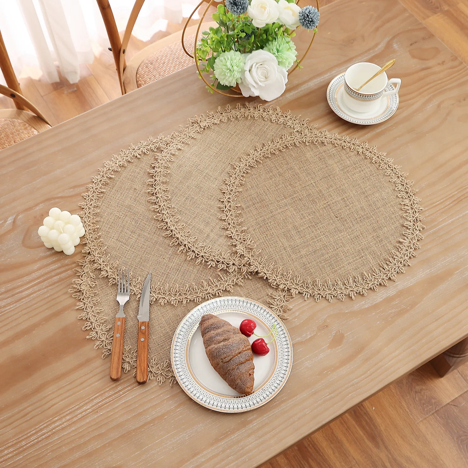 6PCS Vintage Farmhouse Tabletop Place Mat Natural Burlap Table Mat with Jute Lace Hallway for Wedding Parties Everyday Decor
6PCS Vintage Farmhouse Tabletop Place Mat Natural Burlap Table Mat with Jute Lace Hallway for Wedding Parties Everyday Decor