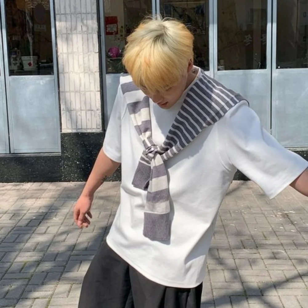 Fashion Sunscreen Men Knitted Shawl Cloak Wraps Asymmetry Stripe Scarf Korean Style Knotted Fake Collar Wraps Clothes Decoration
Fashion Sunscreen Men Knitted Shawl Cloak Wraps Asymmetry Stripe Scarf Korean Style Knotted Fake Collar Wraps Clothes Decoration