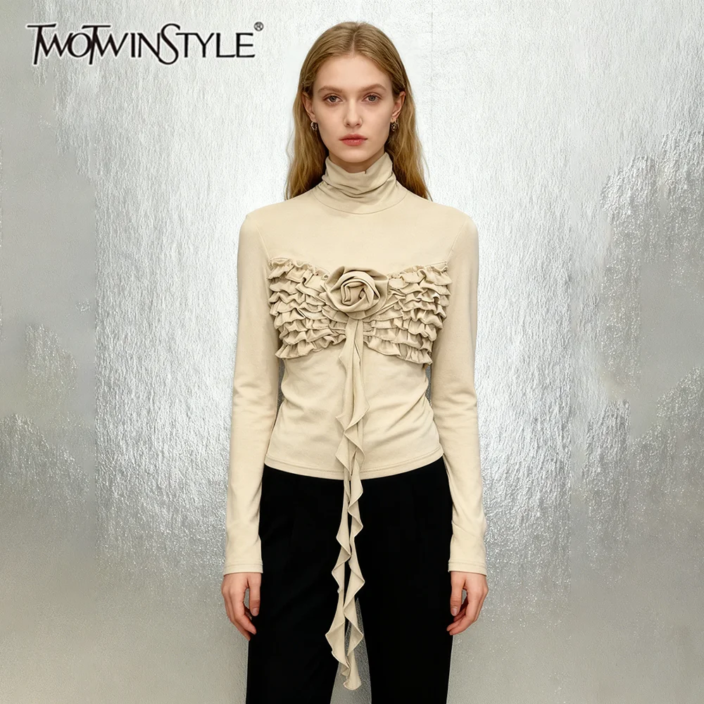 TWOTWINSTYLE Повседневные футболки для похудения со сращенными грибками и складками для женщин, женская футболка с высоким воротом и длинными рукавами в стиле пэчворк с 3D цветами
TWOTWINSTYLE Повседневные футболки для похудения со сращенными грибками и складками для женщин, женская футболка с высоким воротом и длинными рукавами в стиле пэчворк с 3D цветами