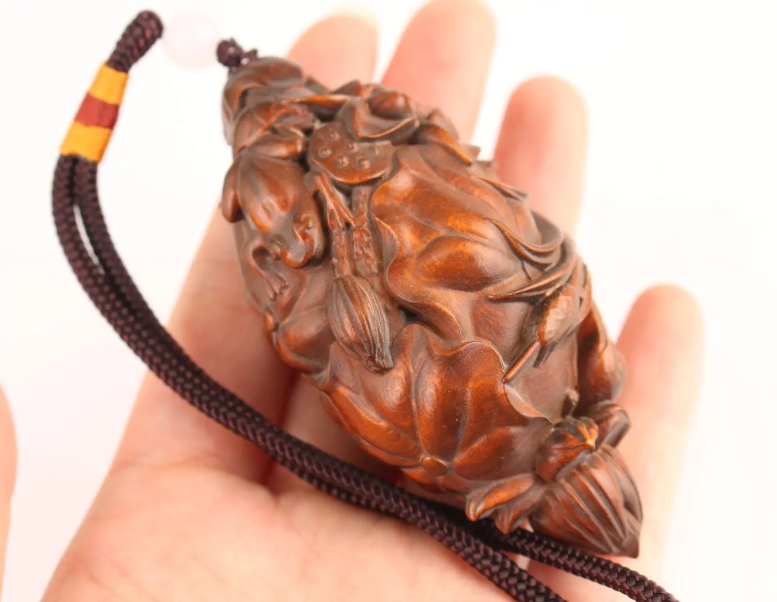 chinese old boxwood handmade flower frog statue collectable hand piece netsuke
chinese old boxwood handmade flower frog statue collectable hand piece netsuke